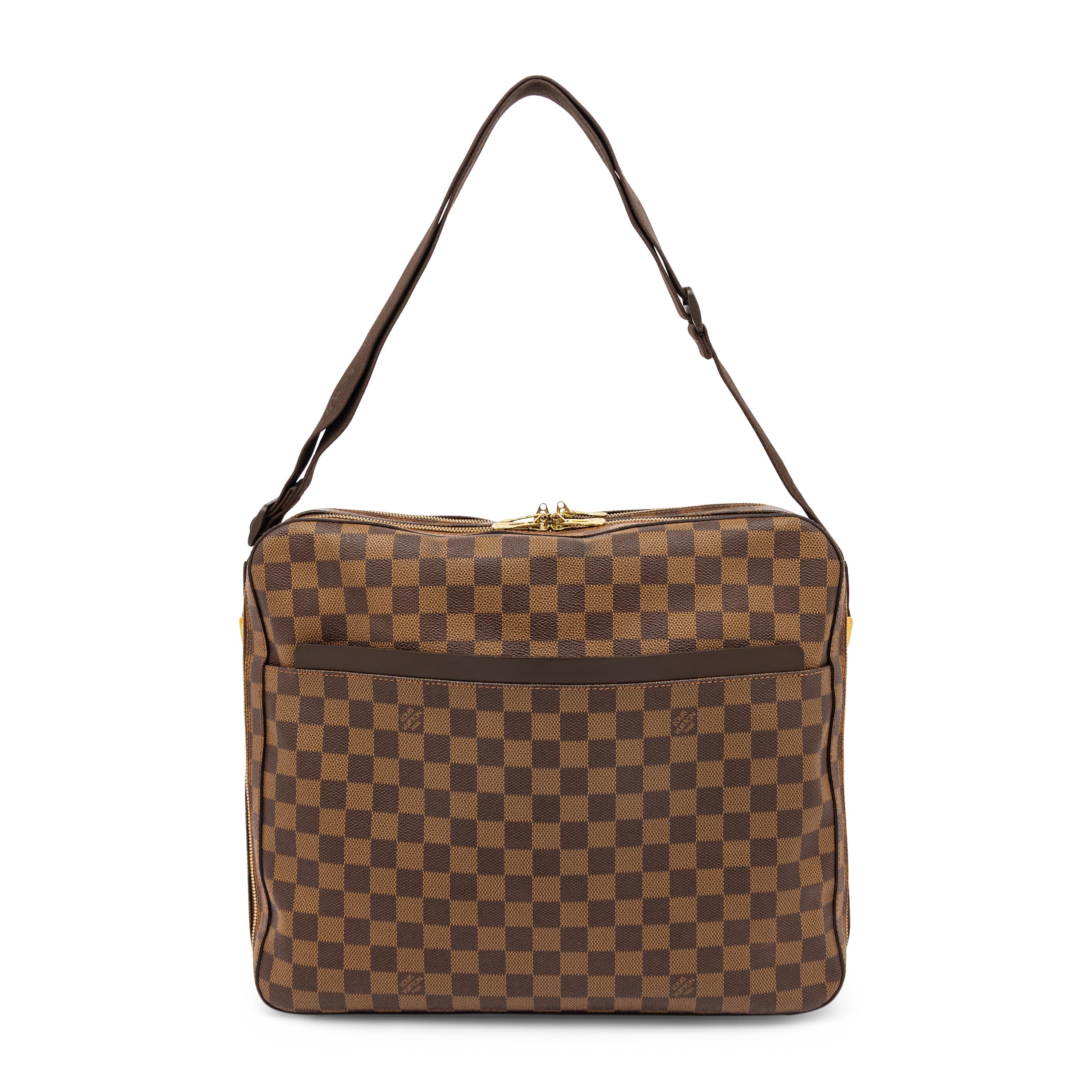 Louis Vuitton, Dorsoduro Messenger Bag in Damier Ebene