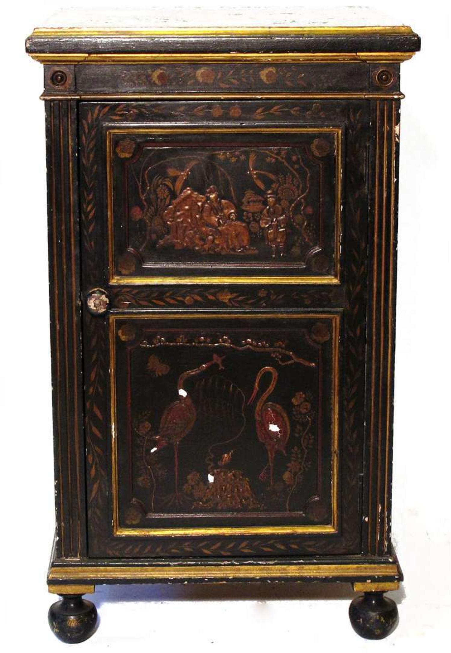 Japanned cabinet 19th/20th century