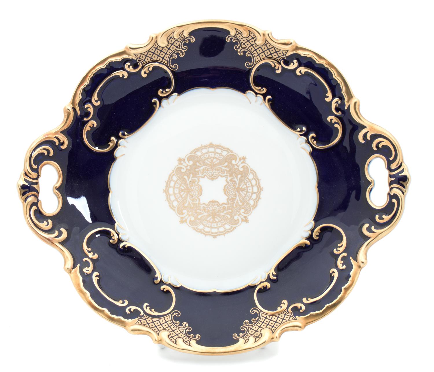 A Hutschenruther Selb Plate Width 12 1/4 inches.
