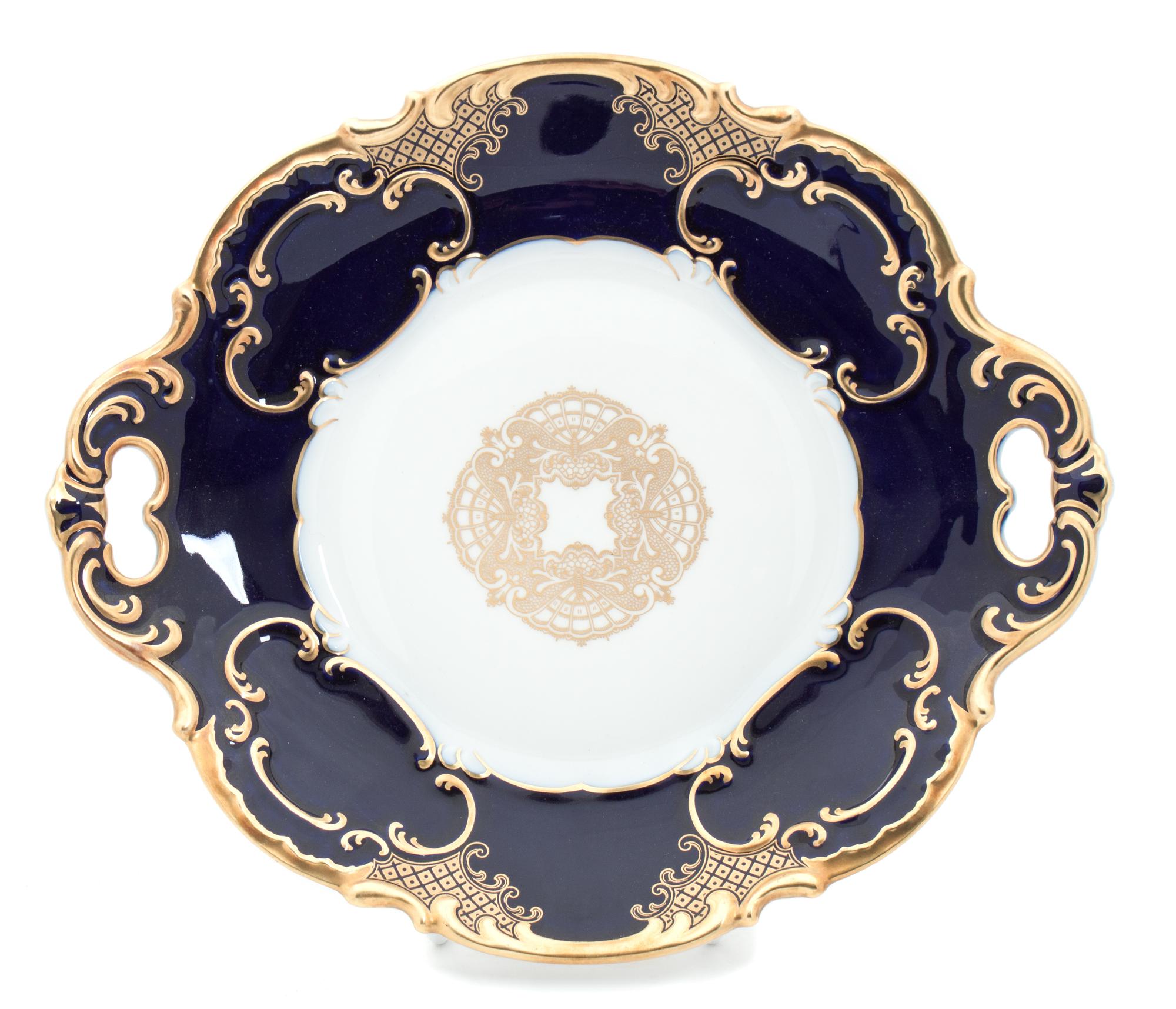 A Hutschenruther Selb Plate Width 12 1/4 inches.