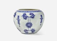 A Chinese blue and white porcelain "Alms Bowl", 18th century 青花壽字缽 十八世紀