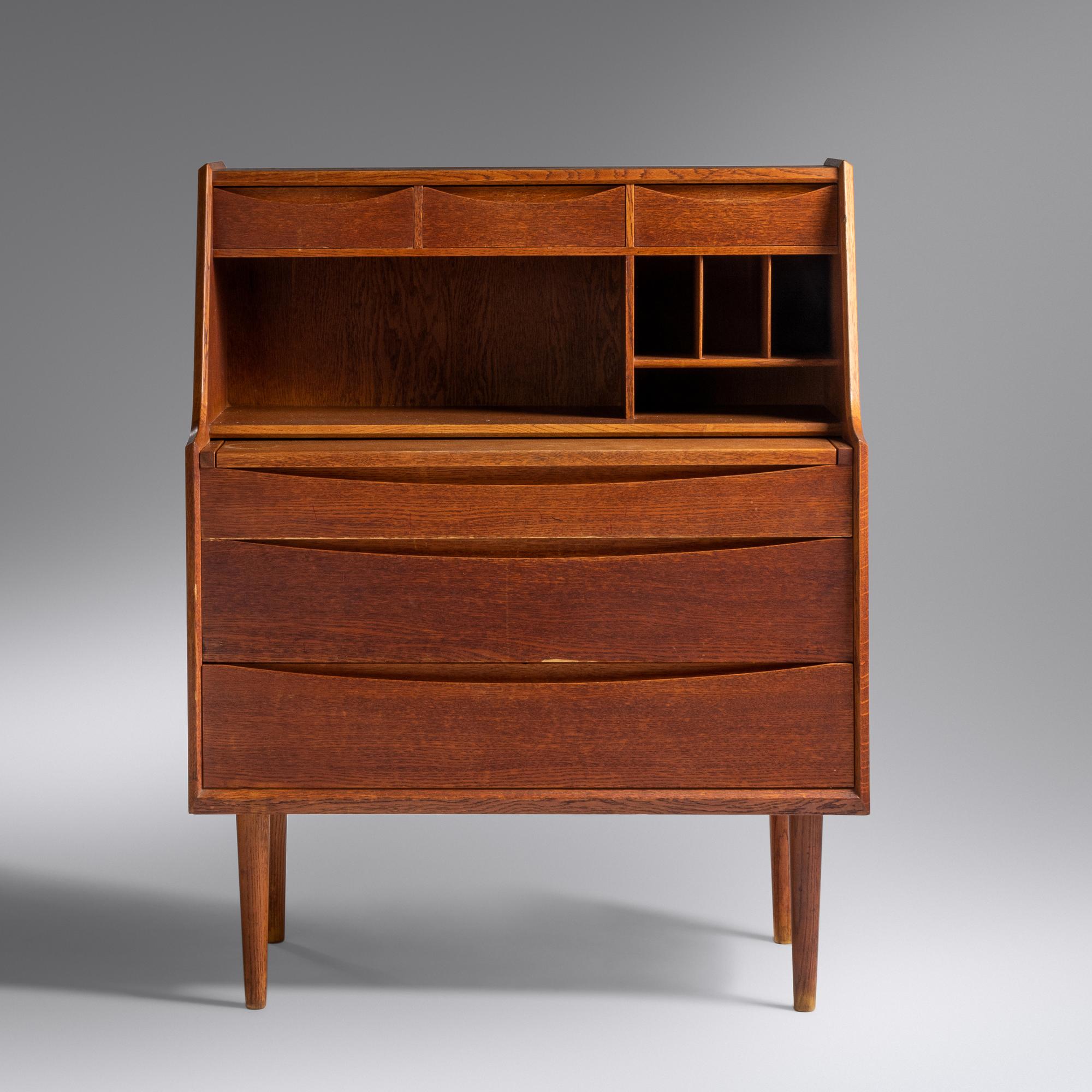 Cabinet/Secretary/Vanity Sibast, Denmark
