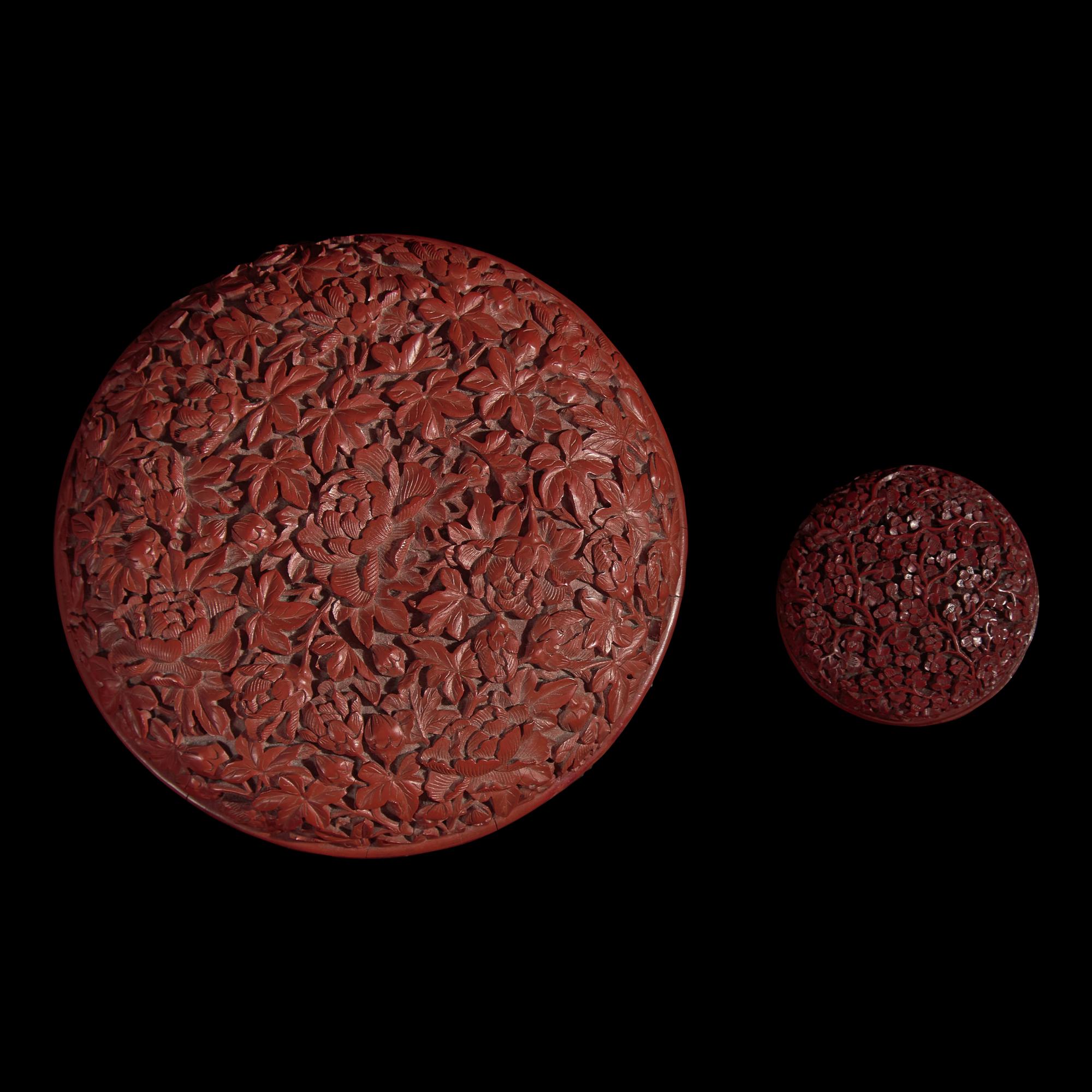 Two Chinese Cinnabar Lacquer ‘Floral‘ Boxes, 19th/20th Century 晚清民國 剔紅花卉紋蓋盒兩件
