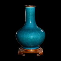 A Porcelain Turquoise Glazed Vase