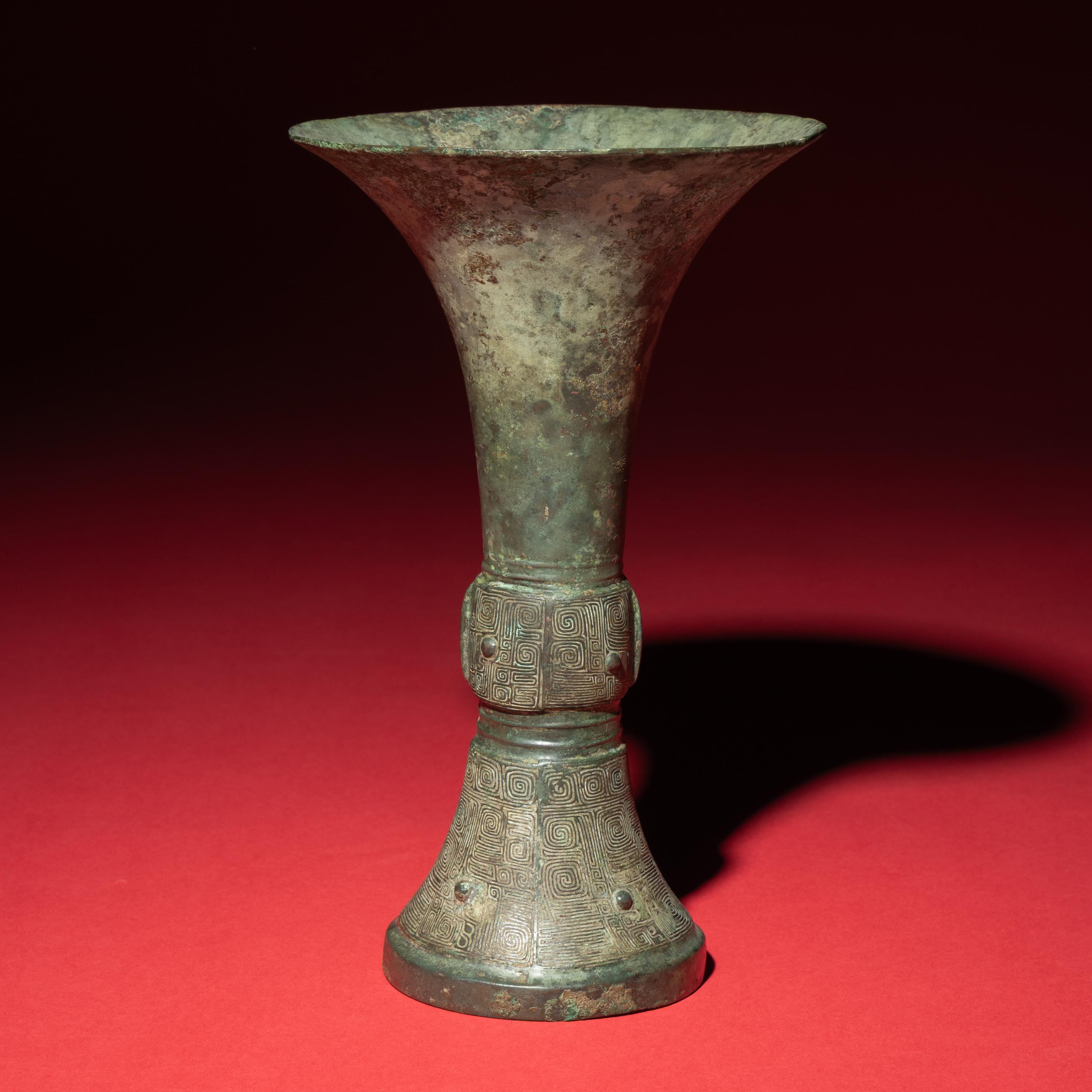 A Chinese Archaic Bronze Gu Vessel, Shang Dynasty — 商 青銅觚