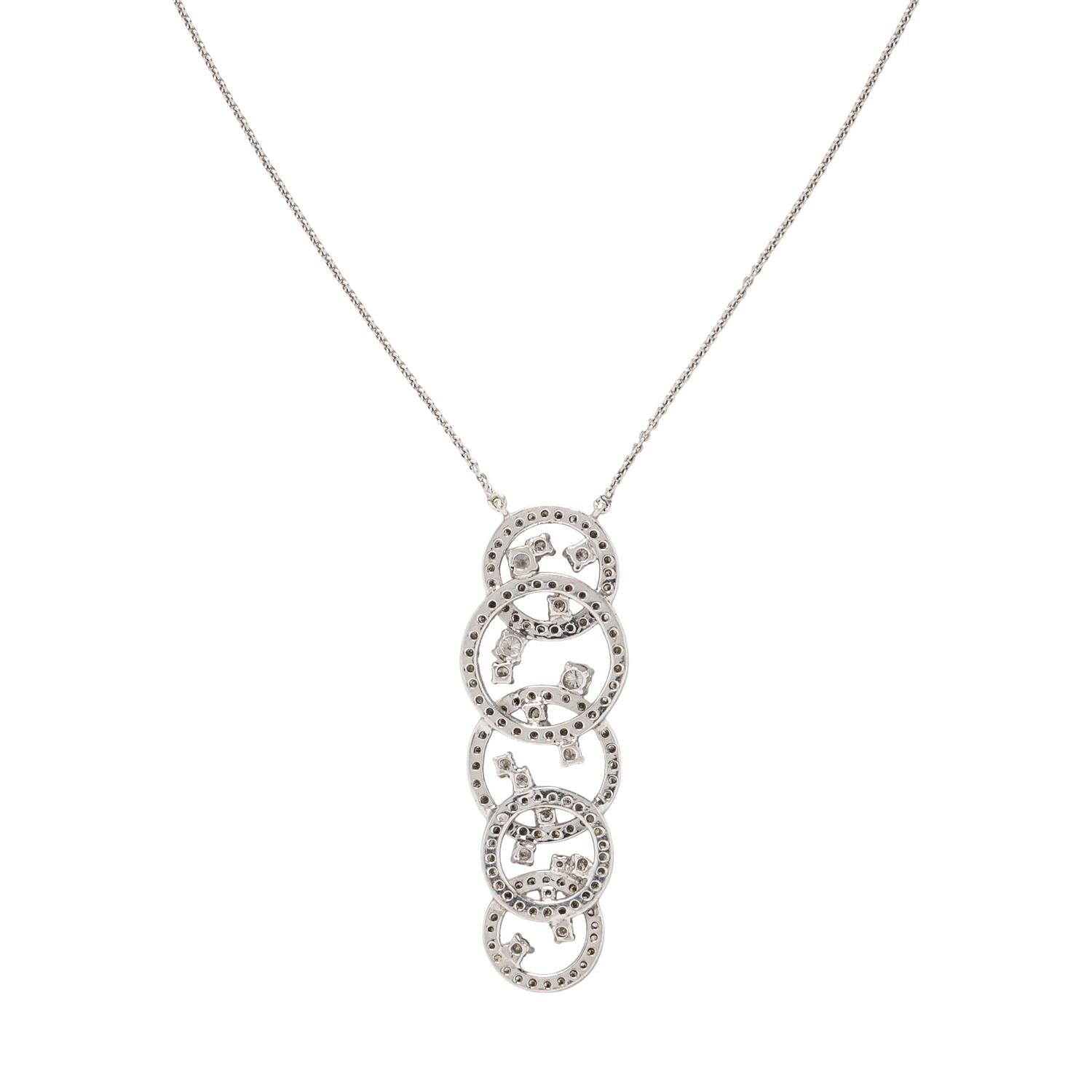 WHITE GOLD AND DIAMOND CIRCLE PENDANT NECKLACE
