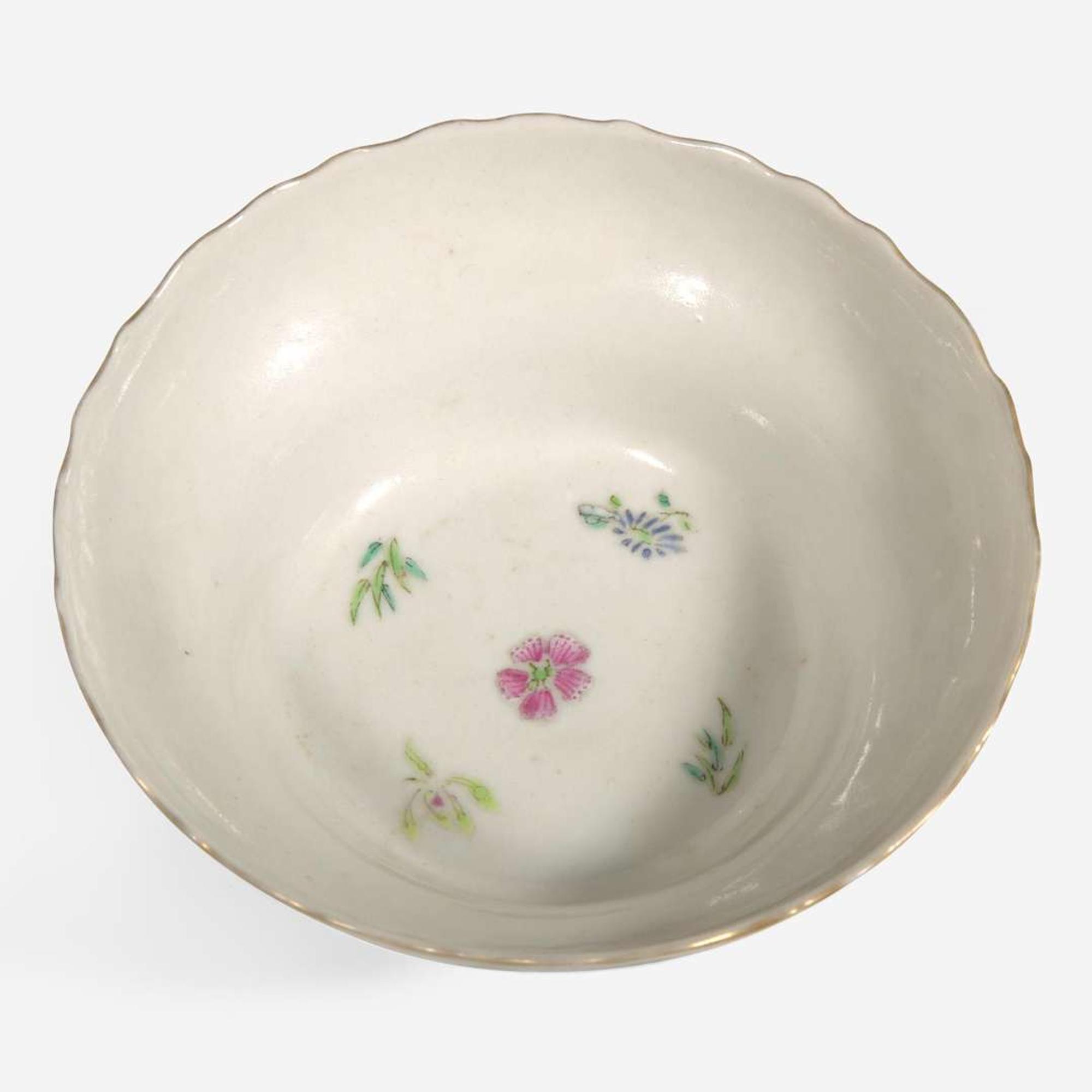A Chinese famille rose-decorated small bowl 粉彩小盌 Jiaqing mark, 19th century ??? ????