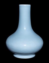 A Chinese Clair-de-Lune Glazed Porcelain Bottle Vase, Biqiping