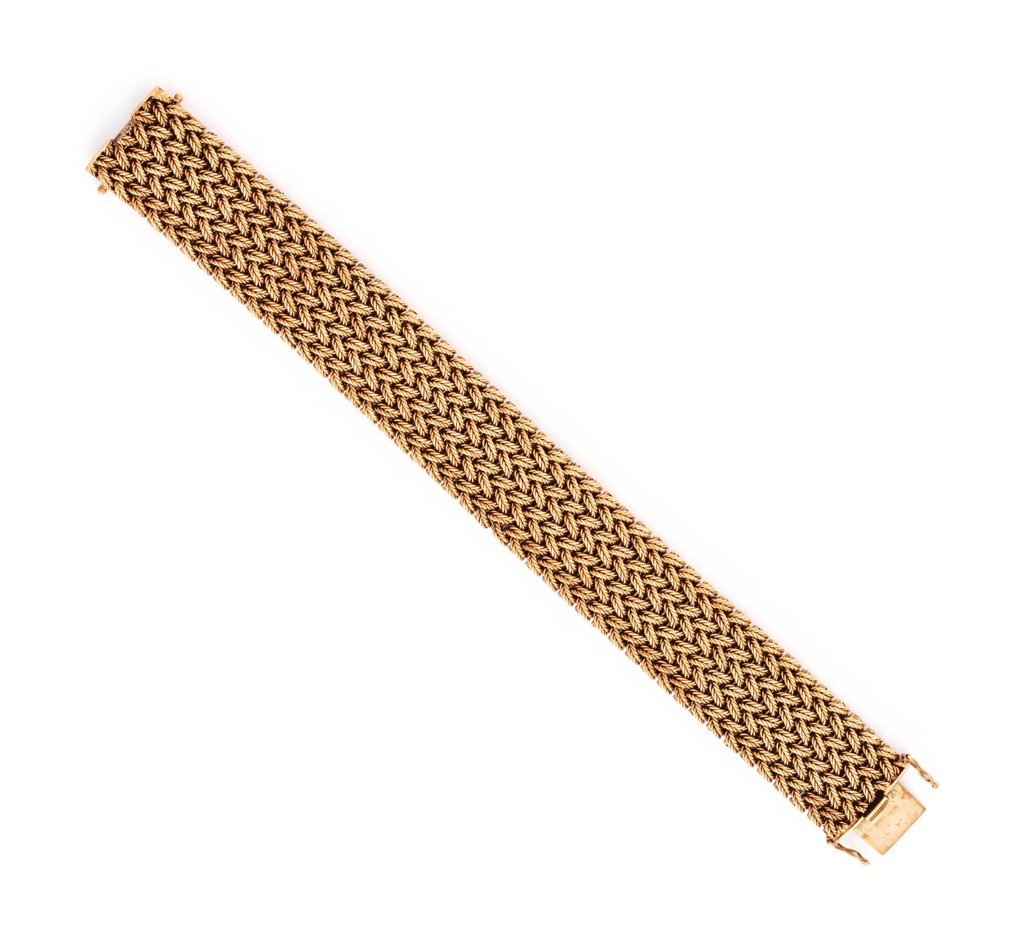 YELLOW GOLD BRACELET
