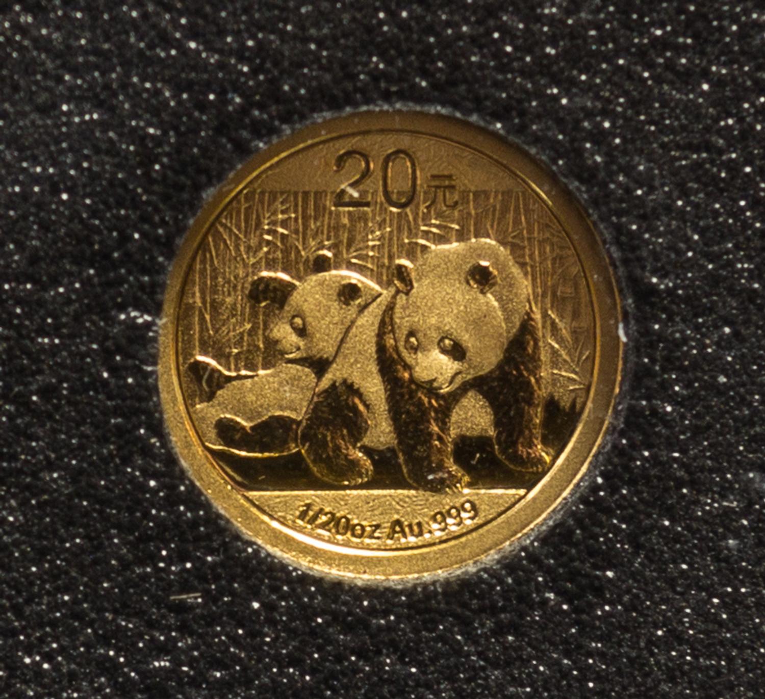 A Group of Five China Mint 2010 20 Yuan Gold Panda 1/20 Ounce Rounds