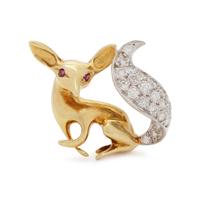 OSCAR HEYMAN & BROTHERS, YELLOW GOLD, PLATINUM AND DIAMOND FOX BROOCH