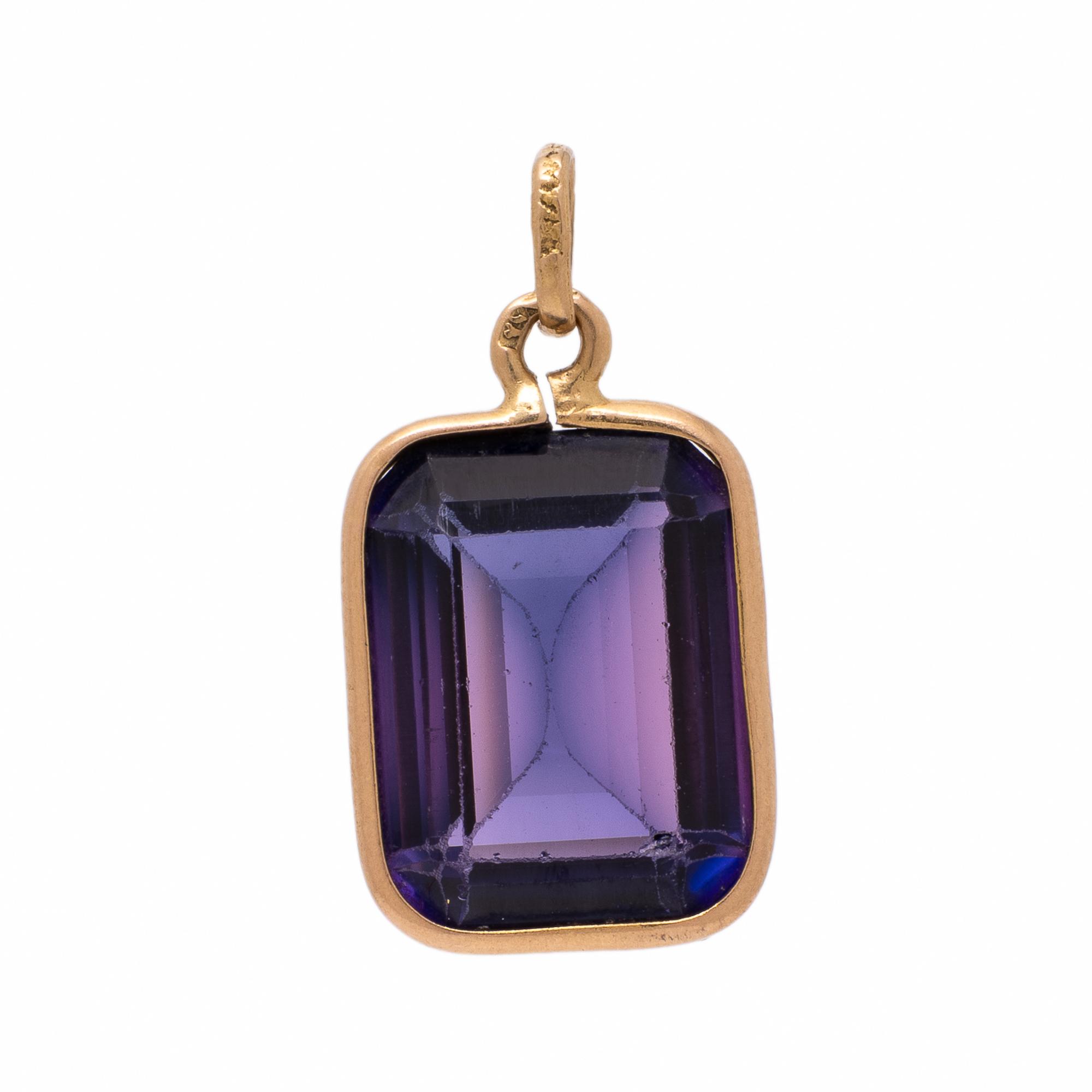 Synthetic Color-Change Sapphire and Yellow Gold Pendant