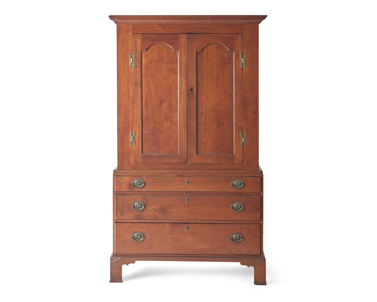 A Federal Walnut Linen Press, New York or New Jersey, Circa 1800