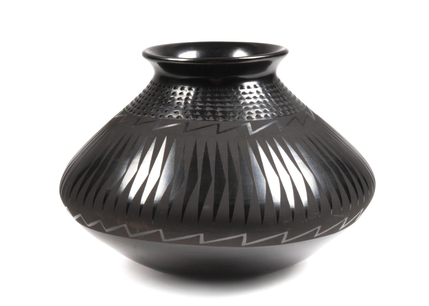 Mata Ortiz Blackware Vase Height 8 1/2 x diameter 11 1/2 inches