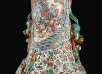 A massive Chinese export famille rose-decorated vase, second half 19th century 外銷瓷粉彩大瓶 十九世紀