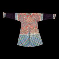 A Chinese Brown Ground Kesi Silk 'Dragon' Robe, Jifu, 19th Century 清晚期 醬地緙絲雲龍紋吉服
