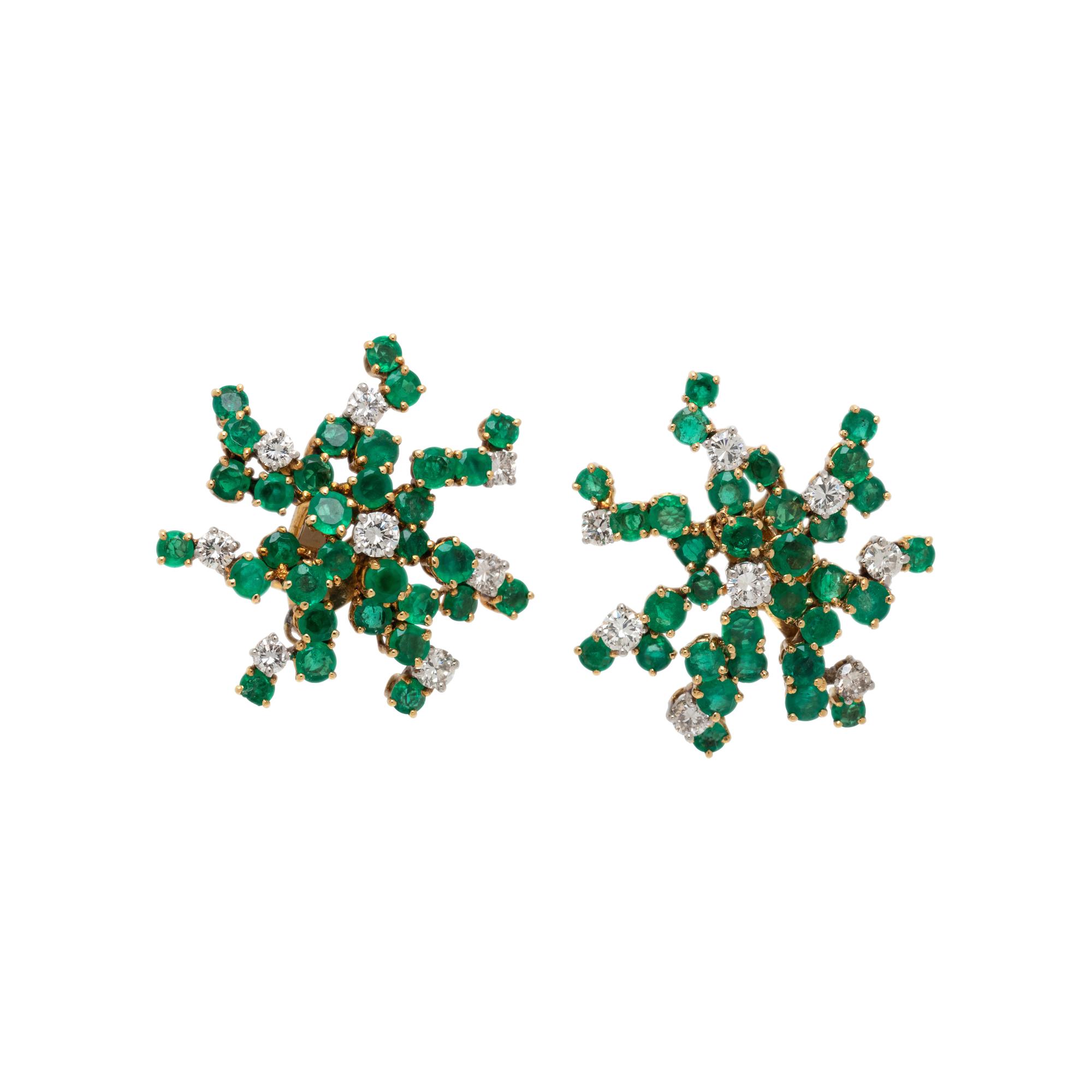 EMERALD, DIAMOND AND YELLOW GOLD EARRINGS
