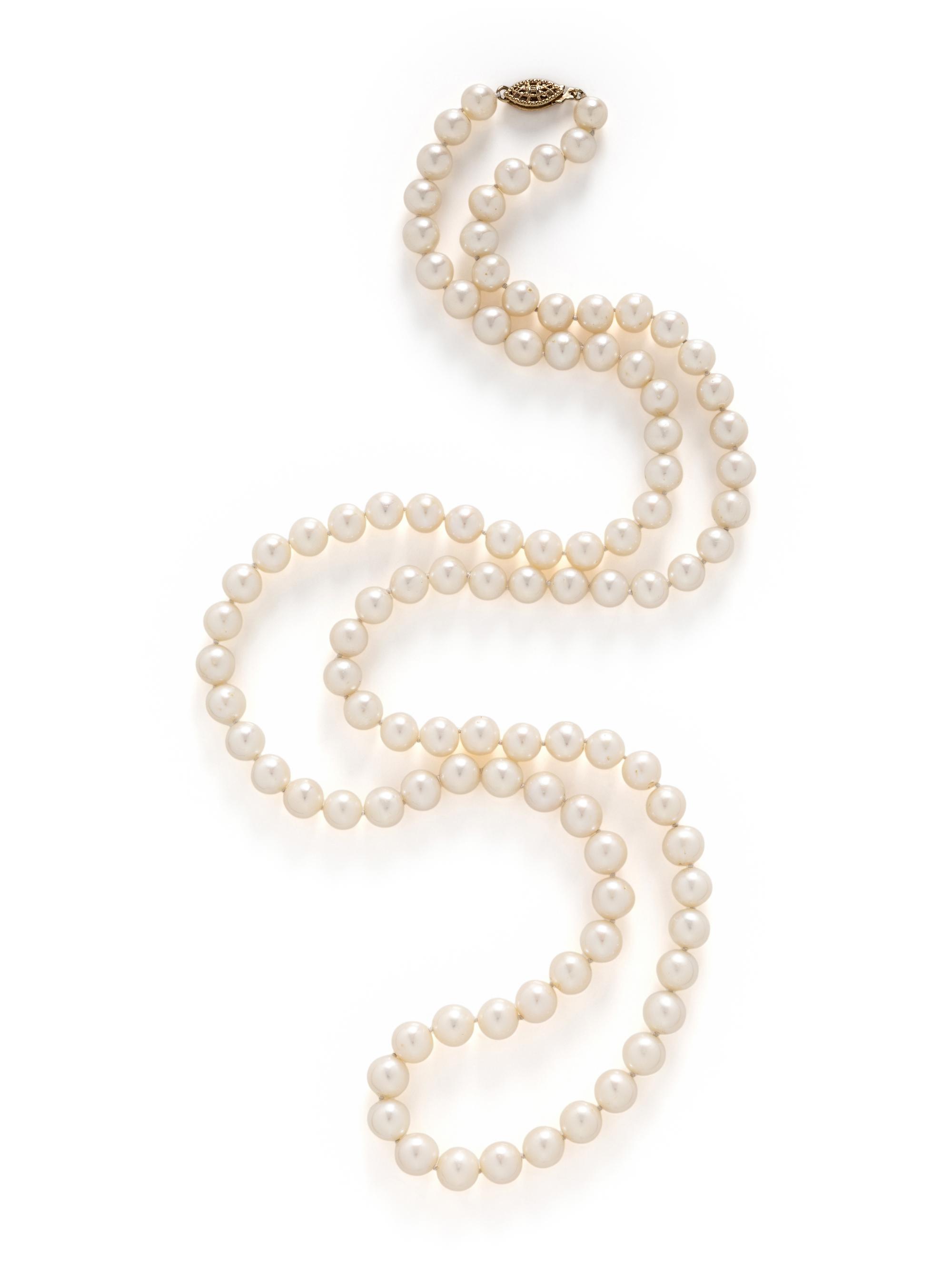 CULTURED PEARL NECKLACE