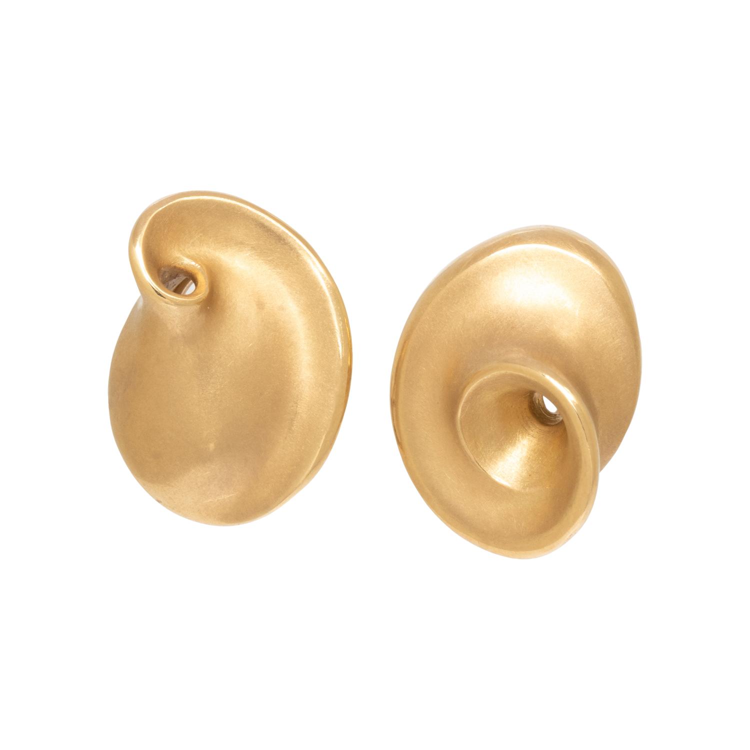 BOREGAARD, YELLOW GOLD EARCLIPS