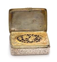 A George III Silver Vinaigrette, William Edwards, London, 1804, the case worked with floral decoration throughout, the lid centered by