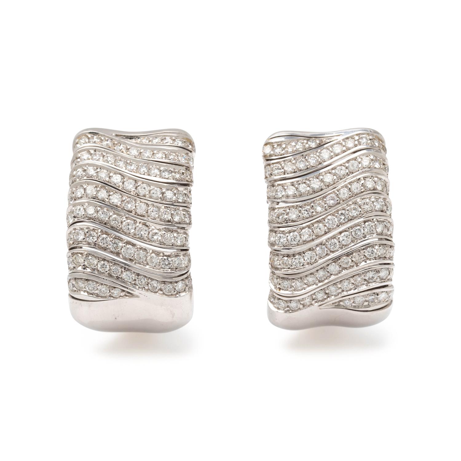WHITE GOLD AND DIAMOND EARCLIPS