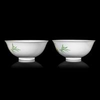A Pair of Chinese Famille Rose Porcelain 'Balsam Pear' Bowls, Late Qing/Republic Period 晚清/民國 粉彩荔枝紋碗 大清光緒年製款