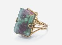A 14K Yellow Gold and Tourmaline Ring