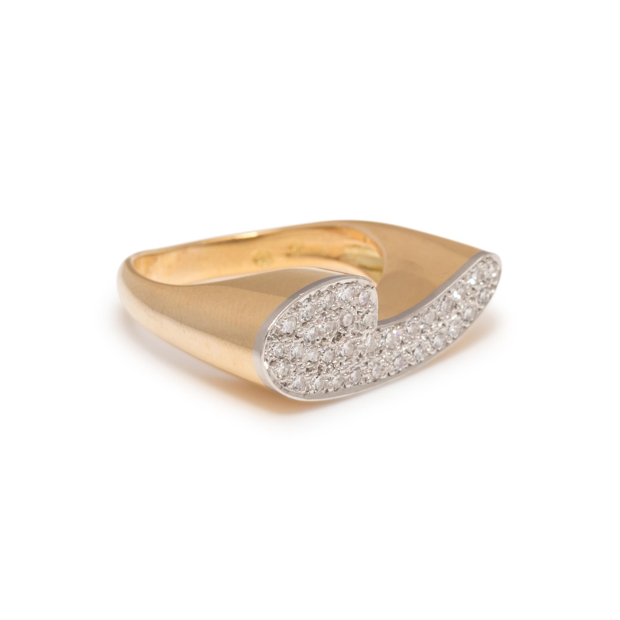 DIAMOND RING
