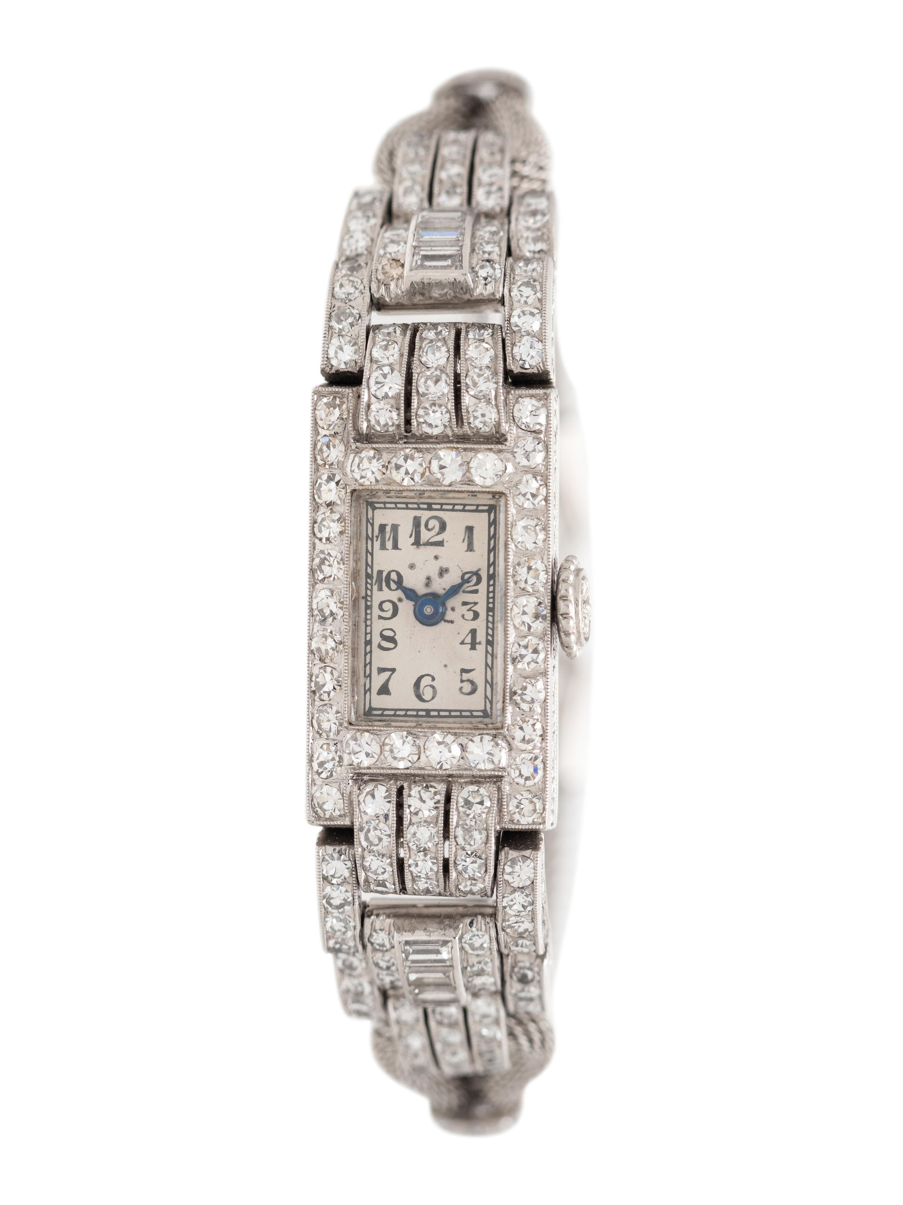 VACHERON & CONSTANTIN, PLATINUM AND DIAMOND WATCH
