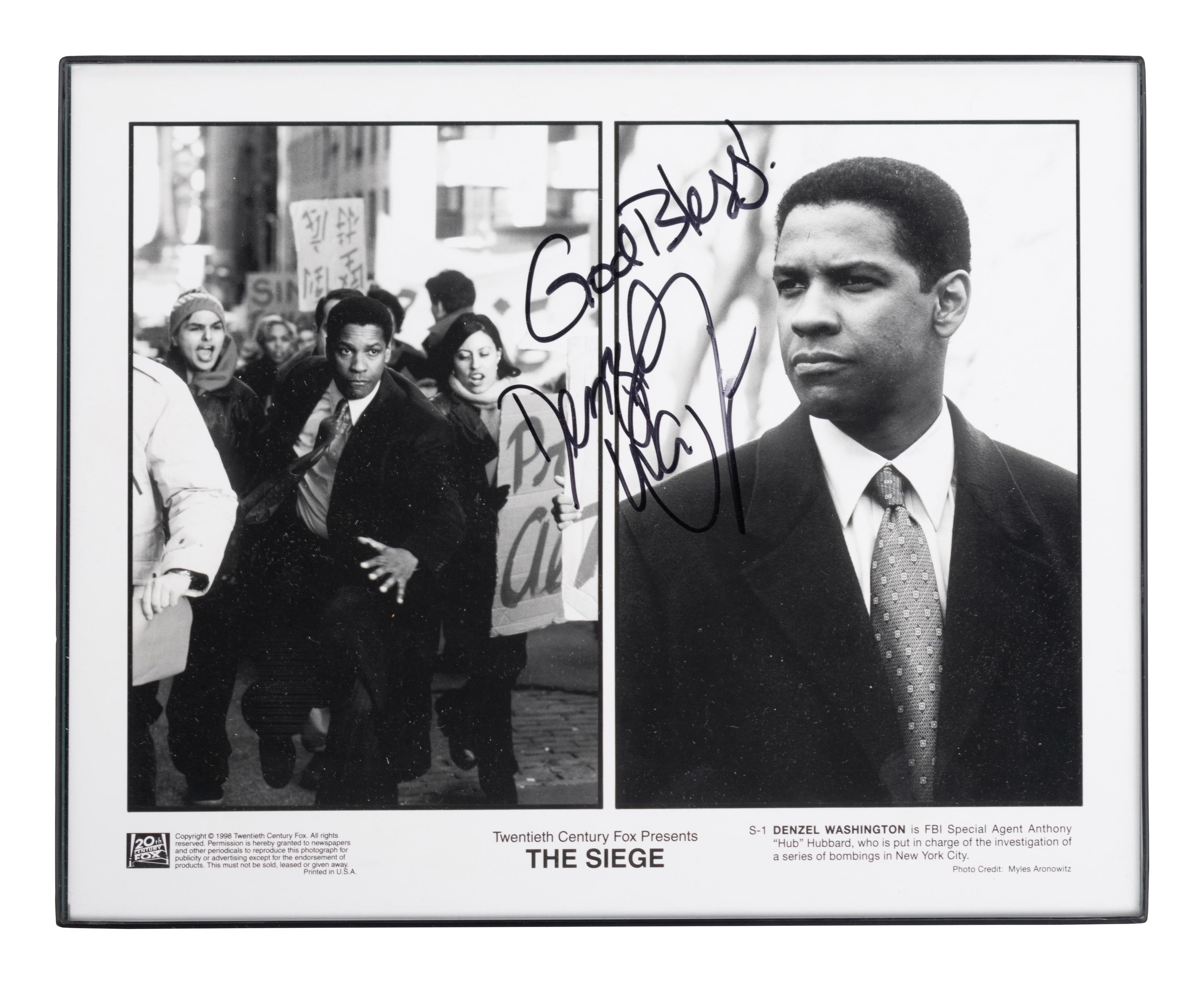 (Celebrity) A group of 16 autographed celebrity photos, comprising: