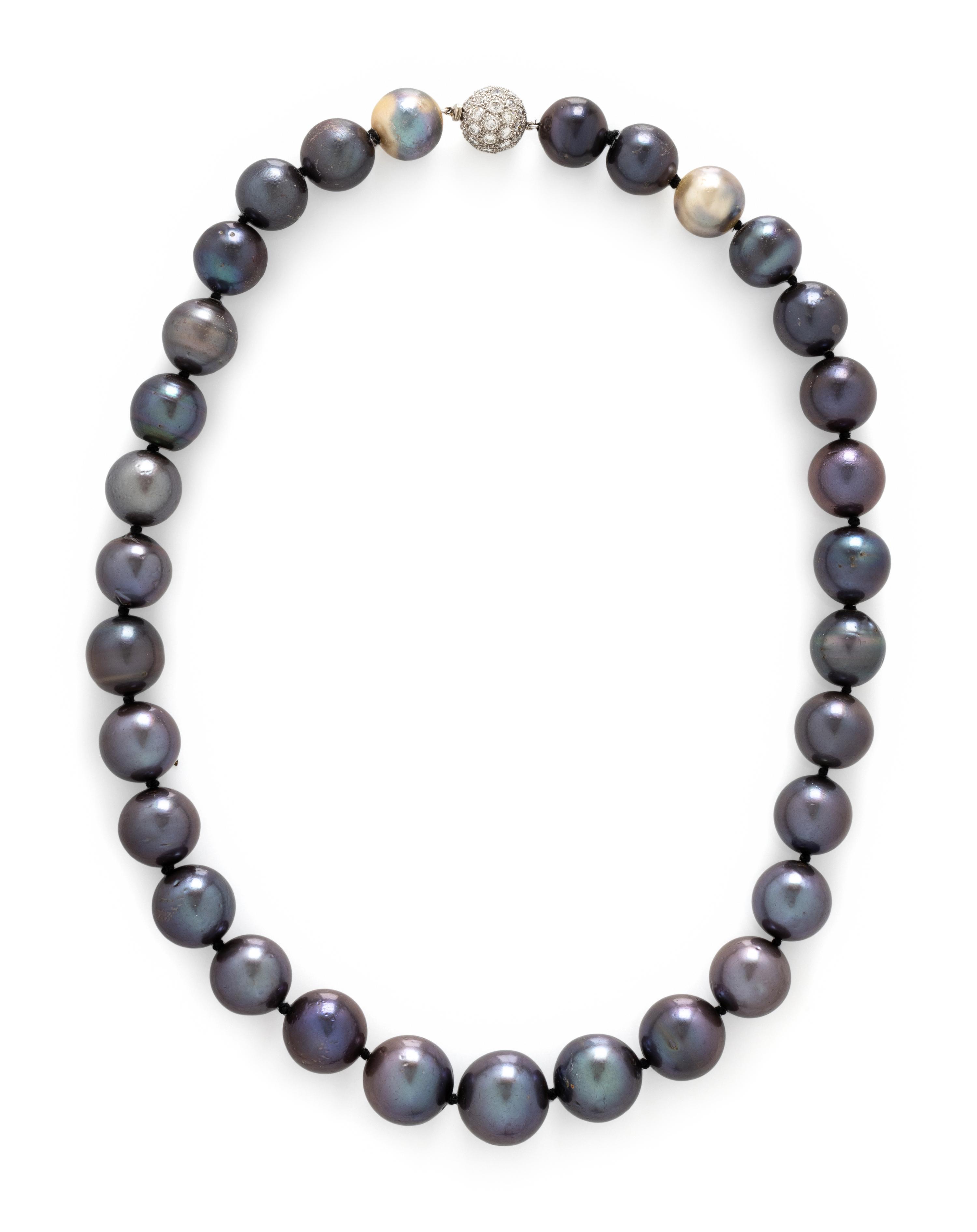 TAHITIAN CULTURED PEARL AND DIAMOND NECKLACE