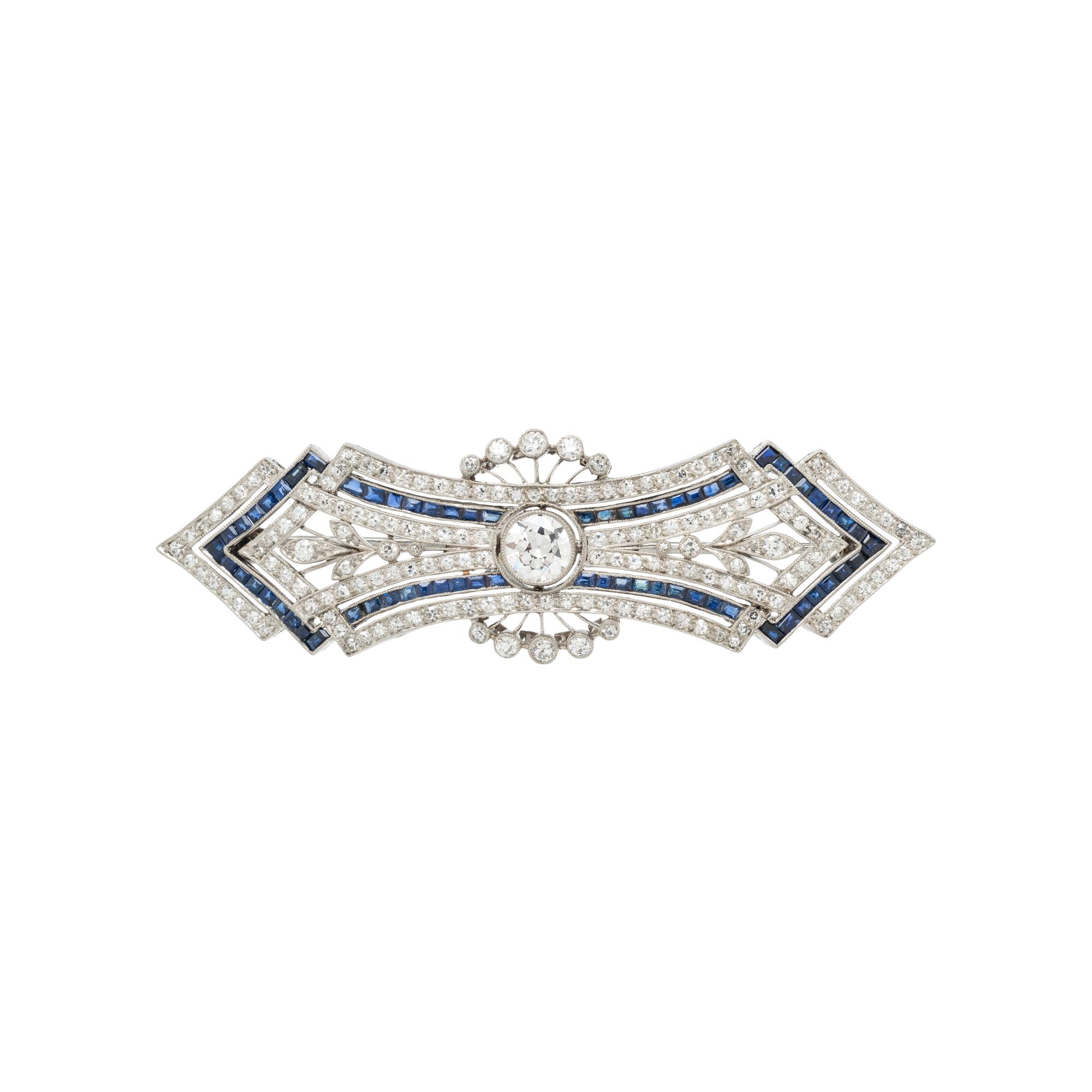 ART DECO, DIAMOND, SAPPHIRE, AND PLATINUM BROOCH