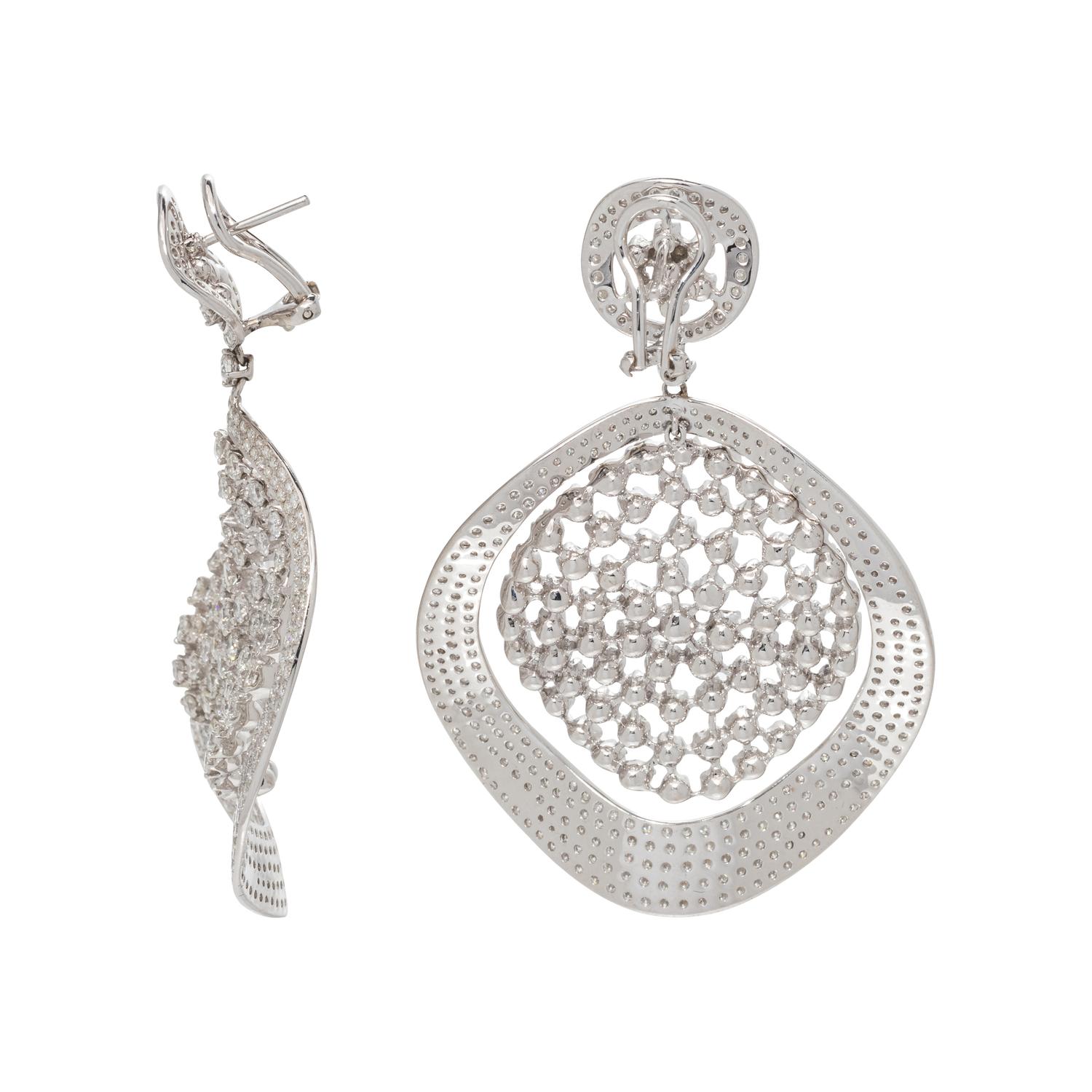 DIAMOND EARCLIPS