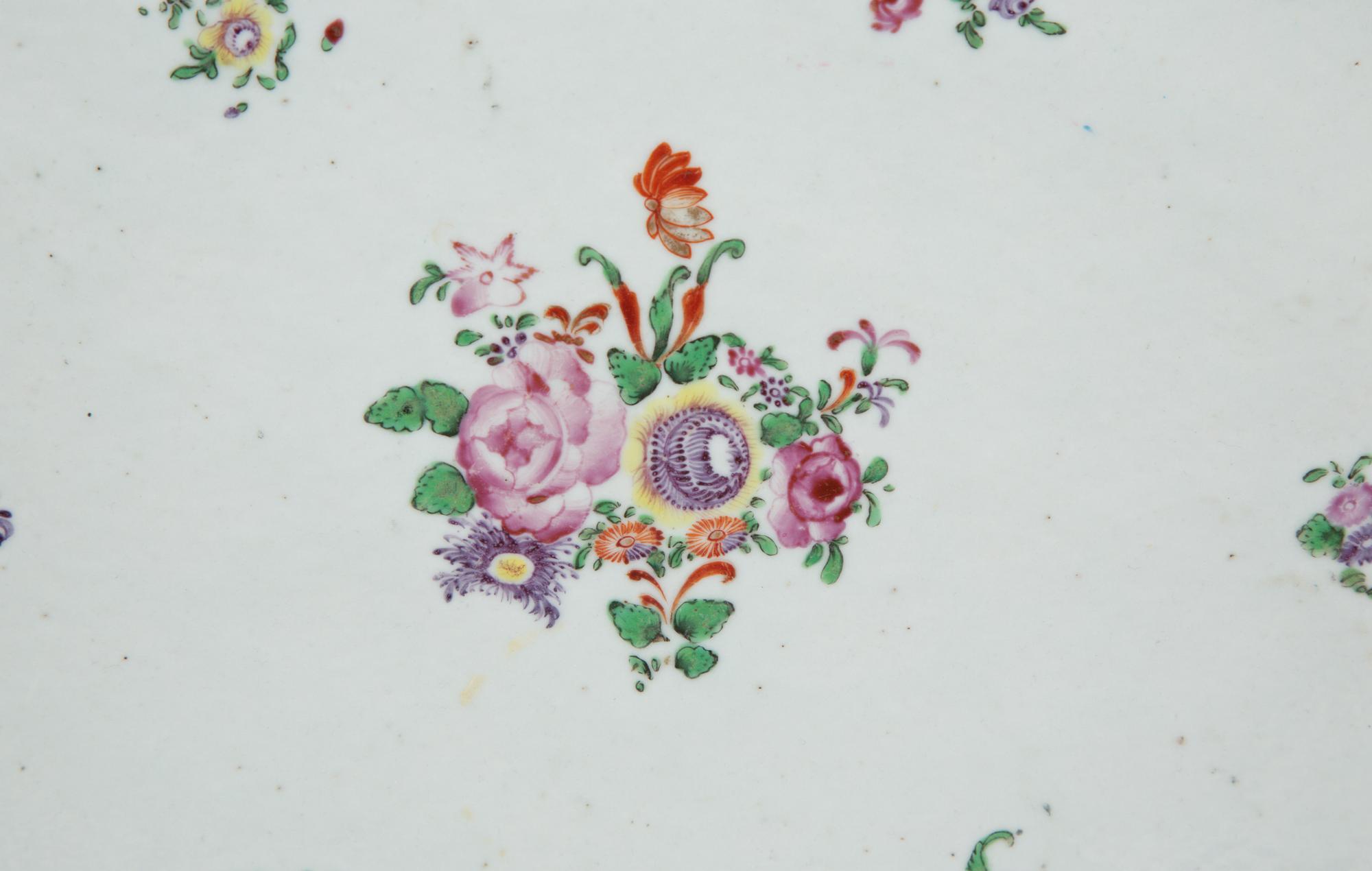 A Chinese Export Porcelain Platter and Oval Serving Bowl