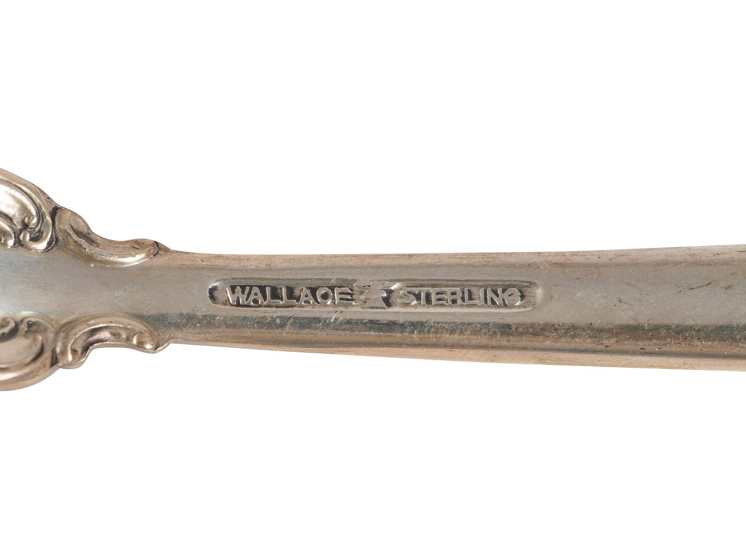 A Wallace 'Grand Baroque' Silver Flatware Service