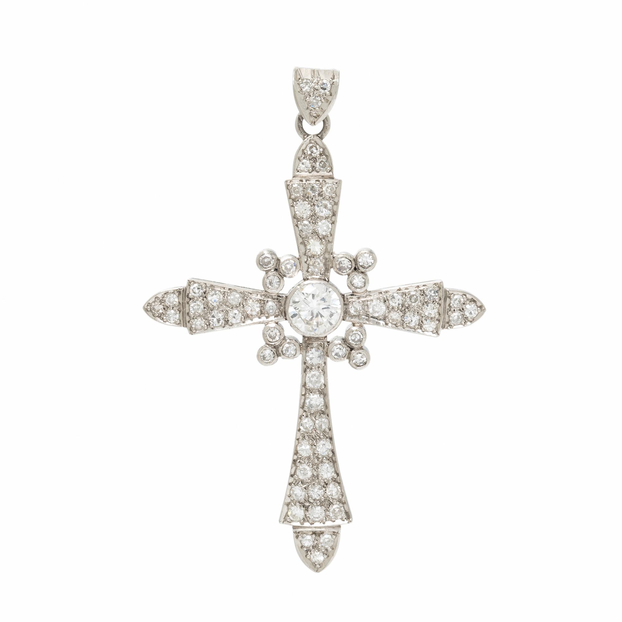 DIAMOND CROSS PENDANT