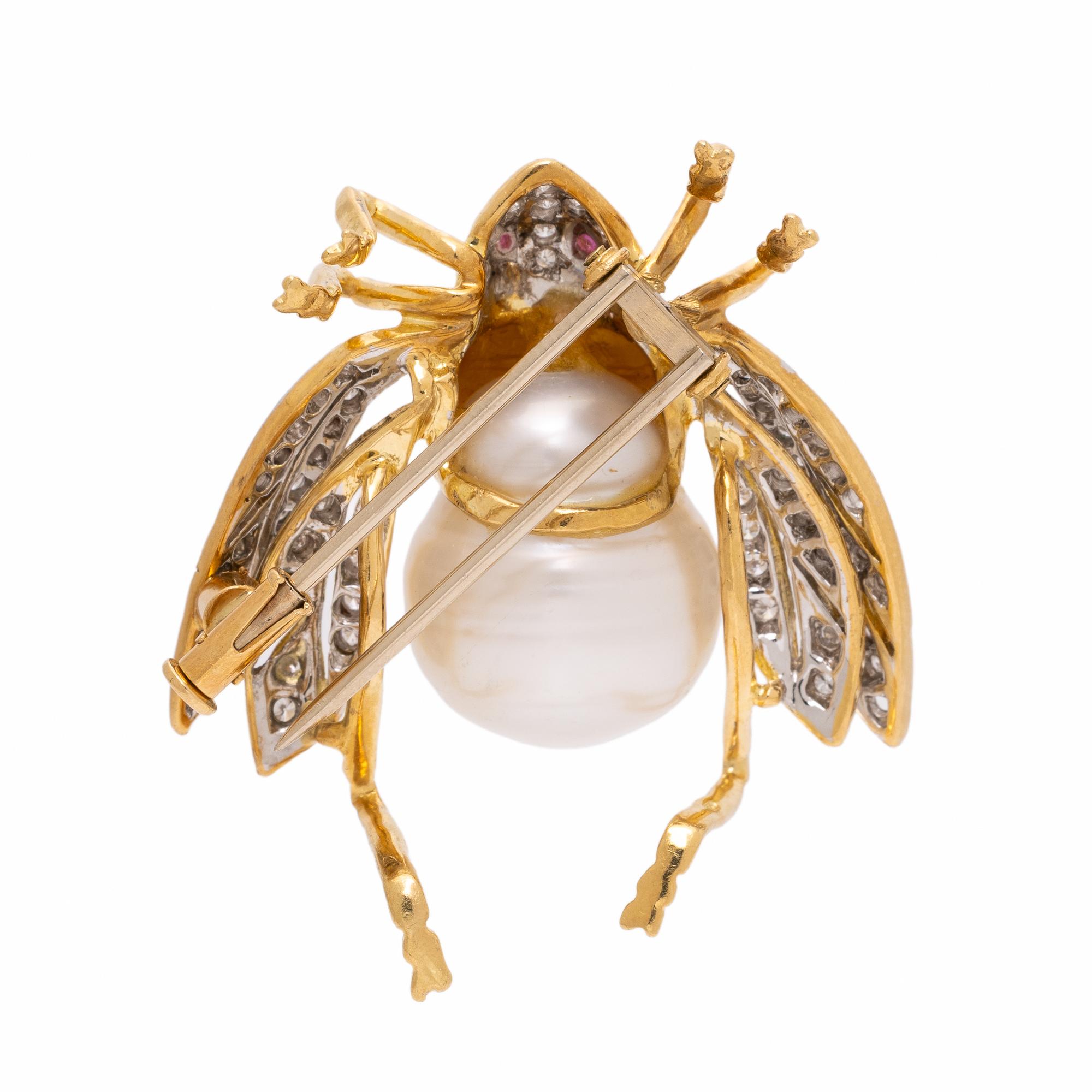 Alopa, Baroque Cultured Pearl, Diamond, and Yellow Gold Bee Brooch
