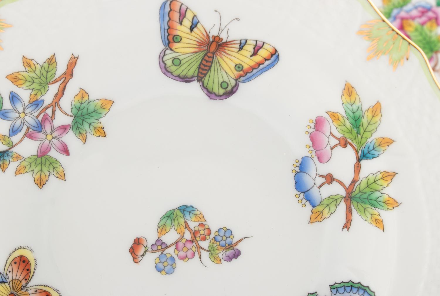 A Herend Queen Victoria Porcelain Dinner Service