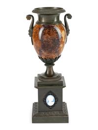 An English Bluejohn Urn