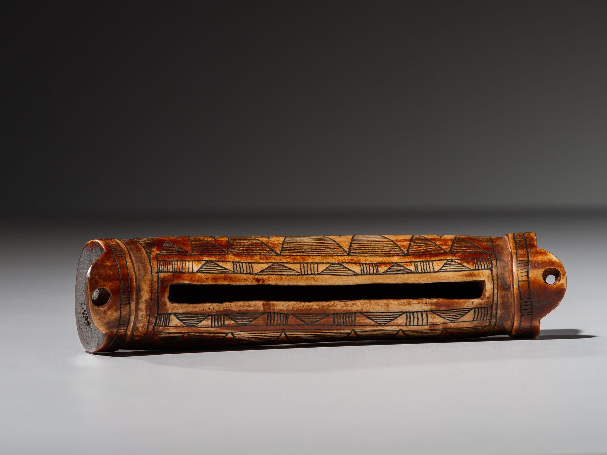 Hupa Elk Horn Purse