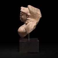 An Indian carved stone bust of a female deity 印度石雕女性神像 12th Century or earlier ???????