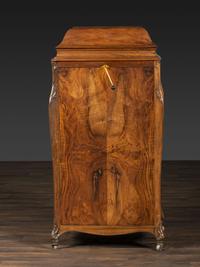 A Victrola XVI Circassian Walnut Phonograph