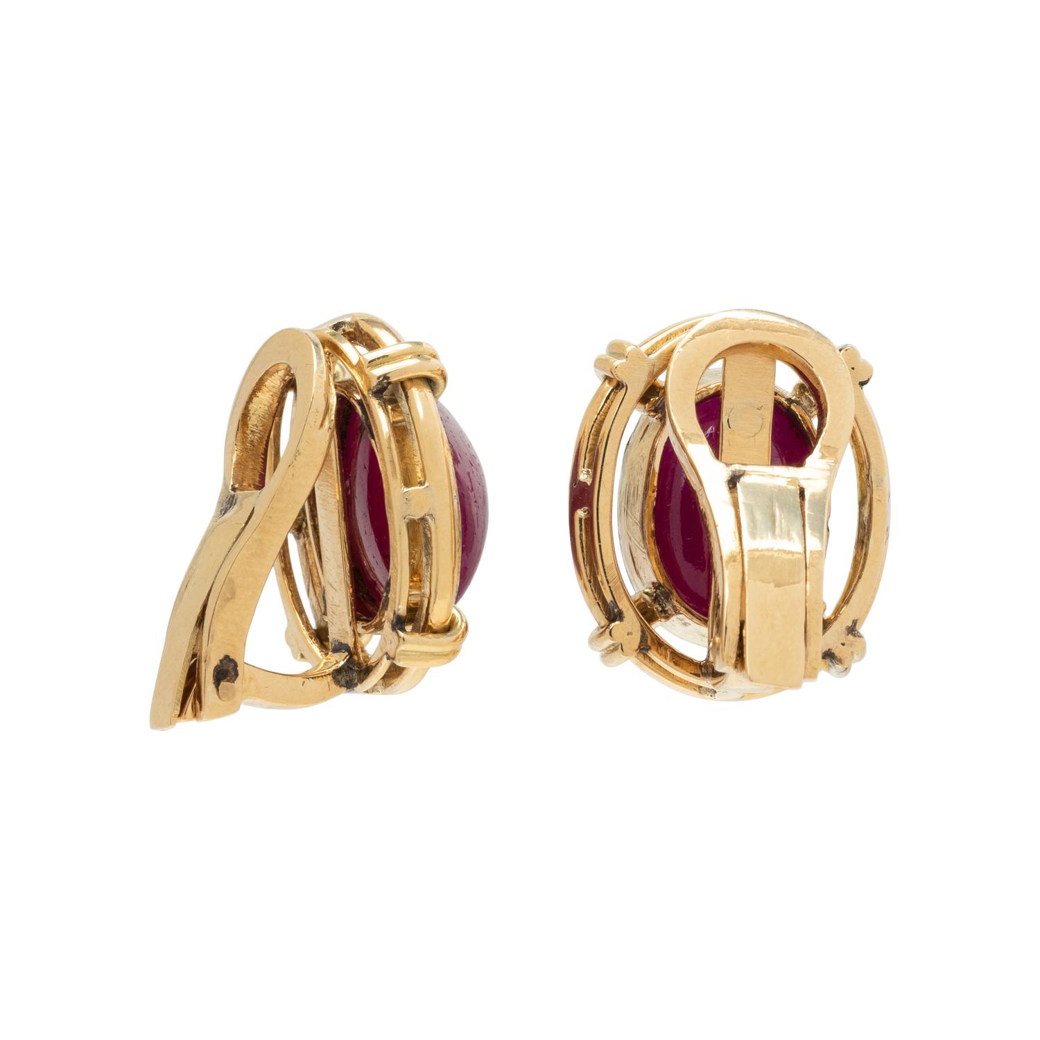 YELLOW GOLD AND RUBY EARCLIPS
