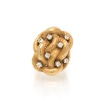 A 14 Karat Yellow Gold and Diamond Ring, 11.20 dwts.
