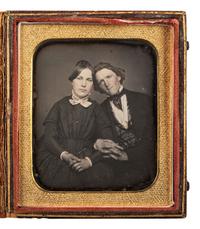 [EARLY PHOTOGRAPHY]. Sixth plate daguerreotype of an affectionately posed couple.