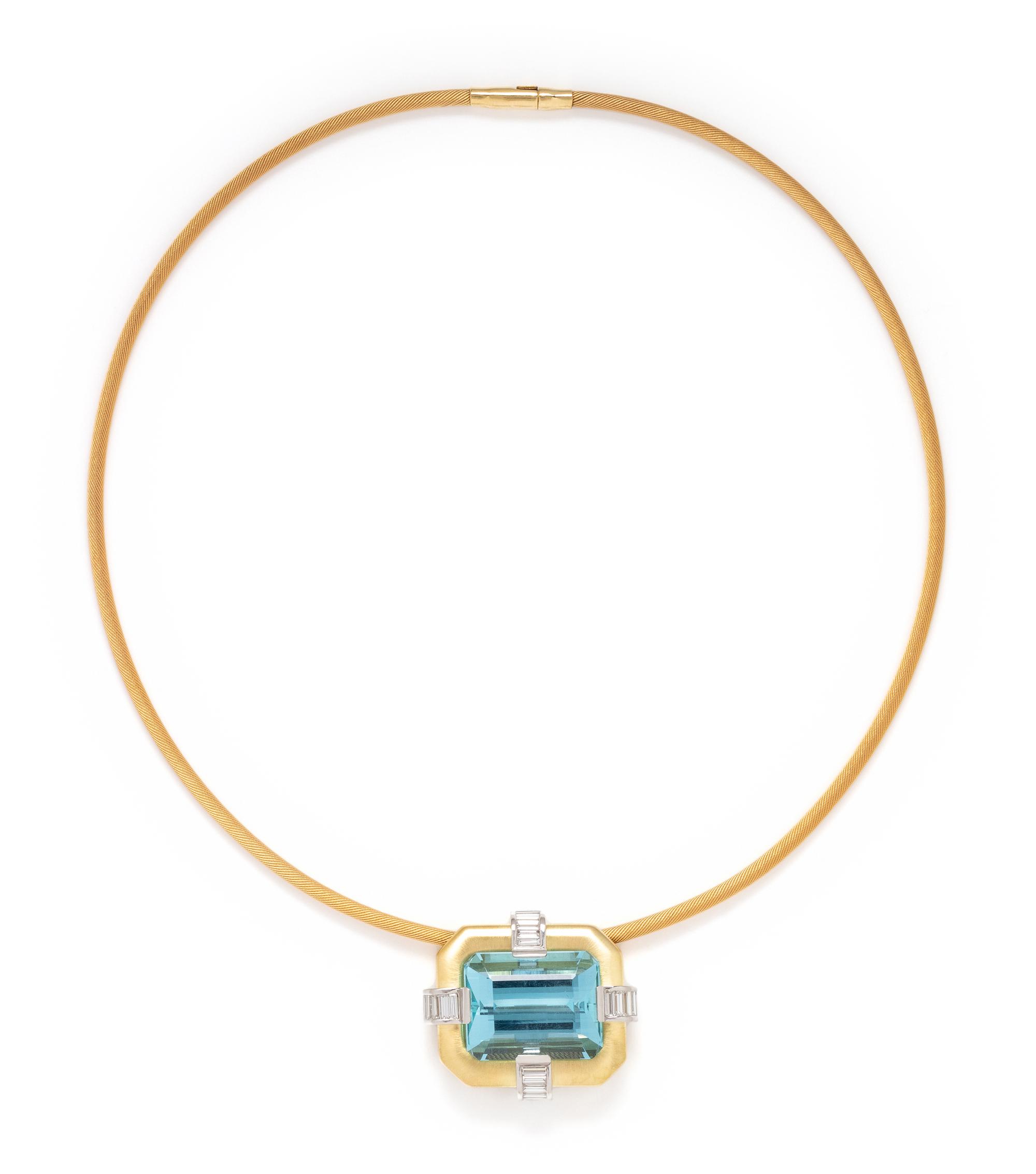 YELLOW GOLD, AQUAMARINE AND DIAMOND BROOCH/PENDANT NECKLACE