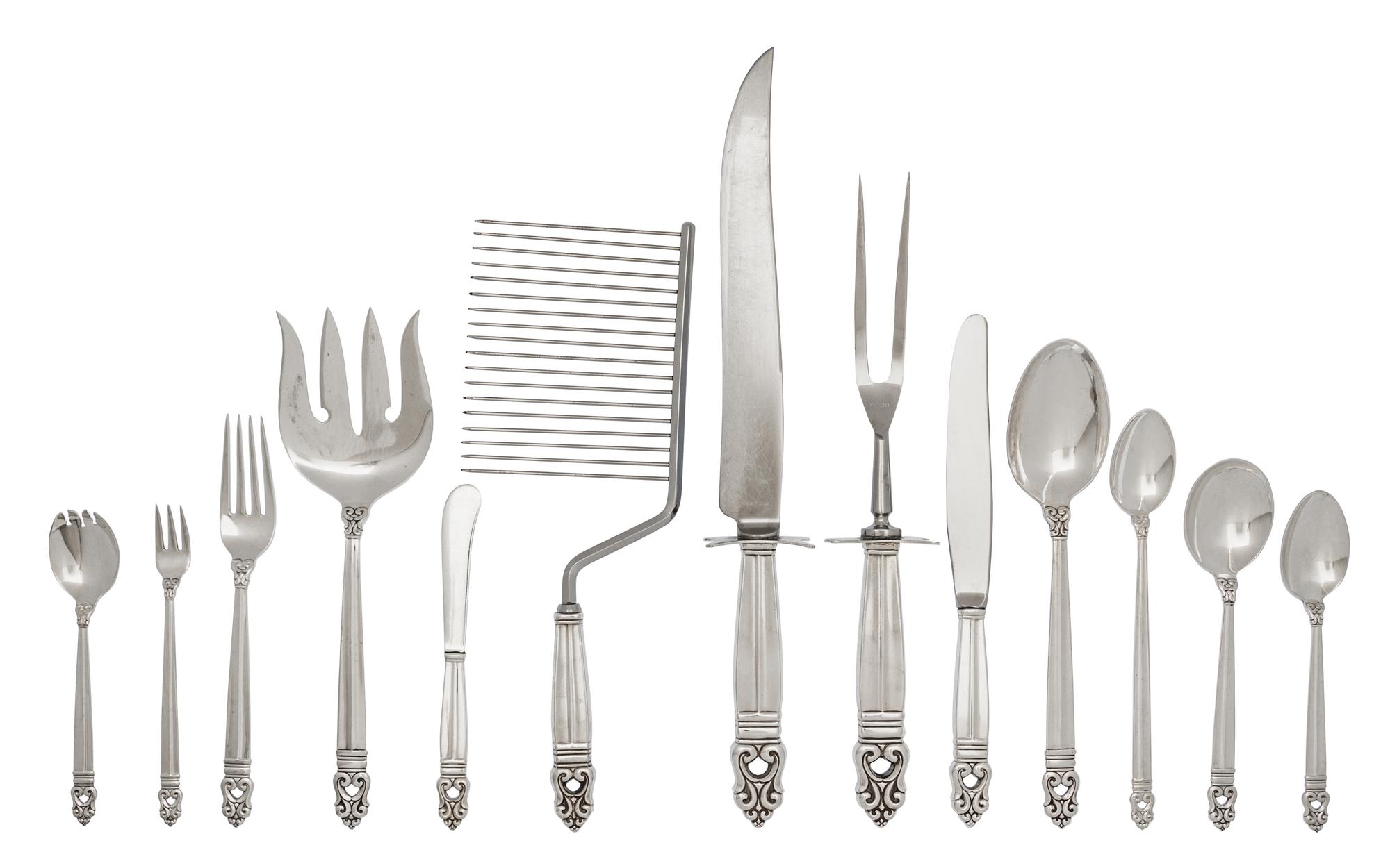 An American Silver Flatware Service, International Silver Co., Meriden, CT, Royal Danish pattern, comprising: 13 dinner forks 15 salad