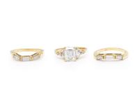 DIAMOND AND YELLOW GOLD RING WITH TWO GUARD RINGS