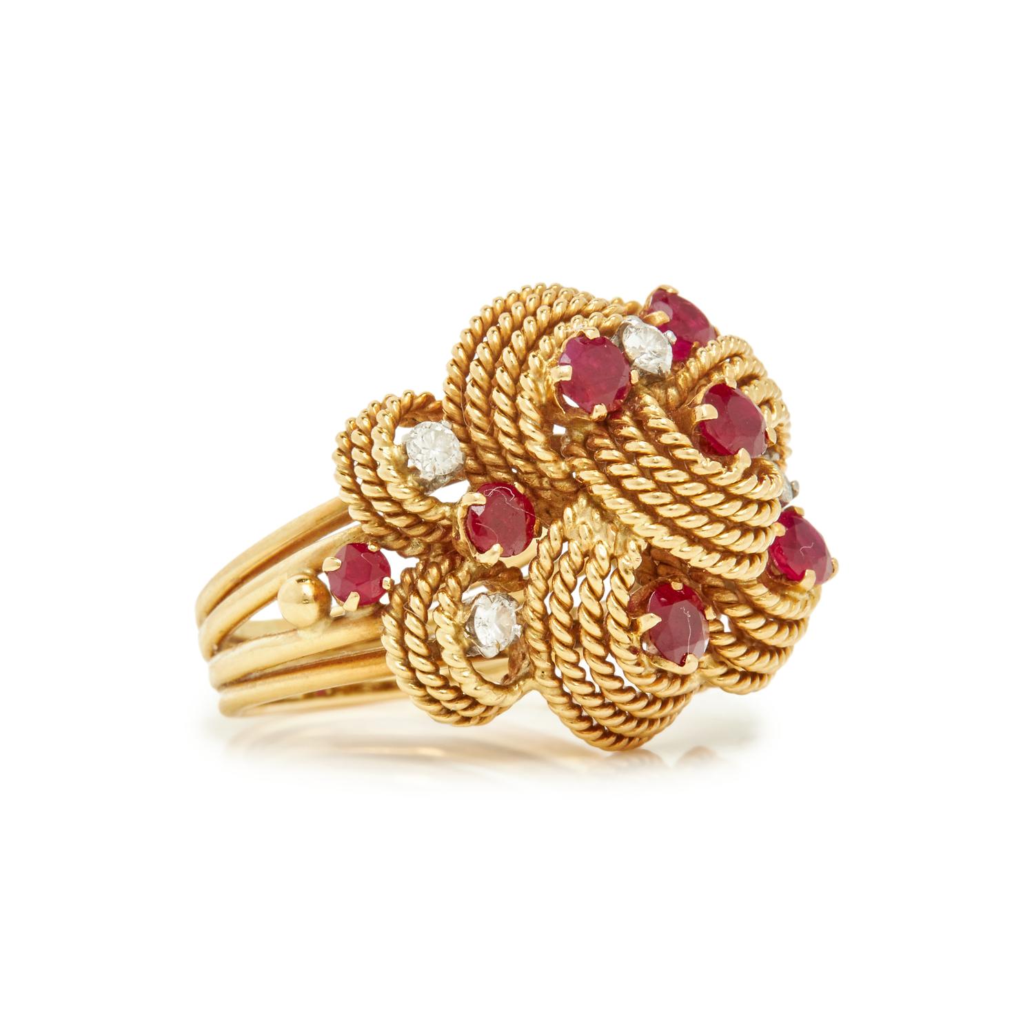 YELLOW GOLD, RUBY AND DIAMOND SET