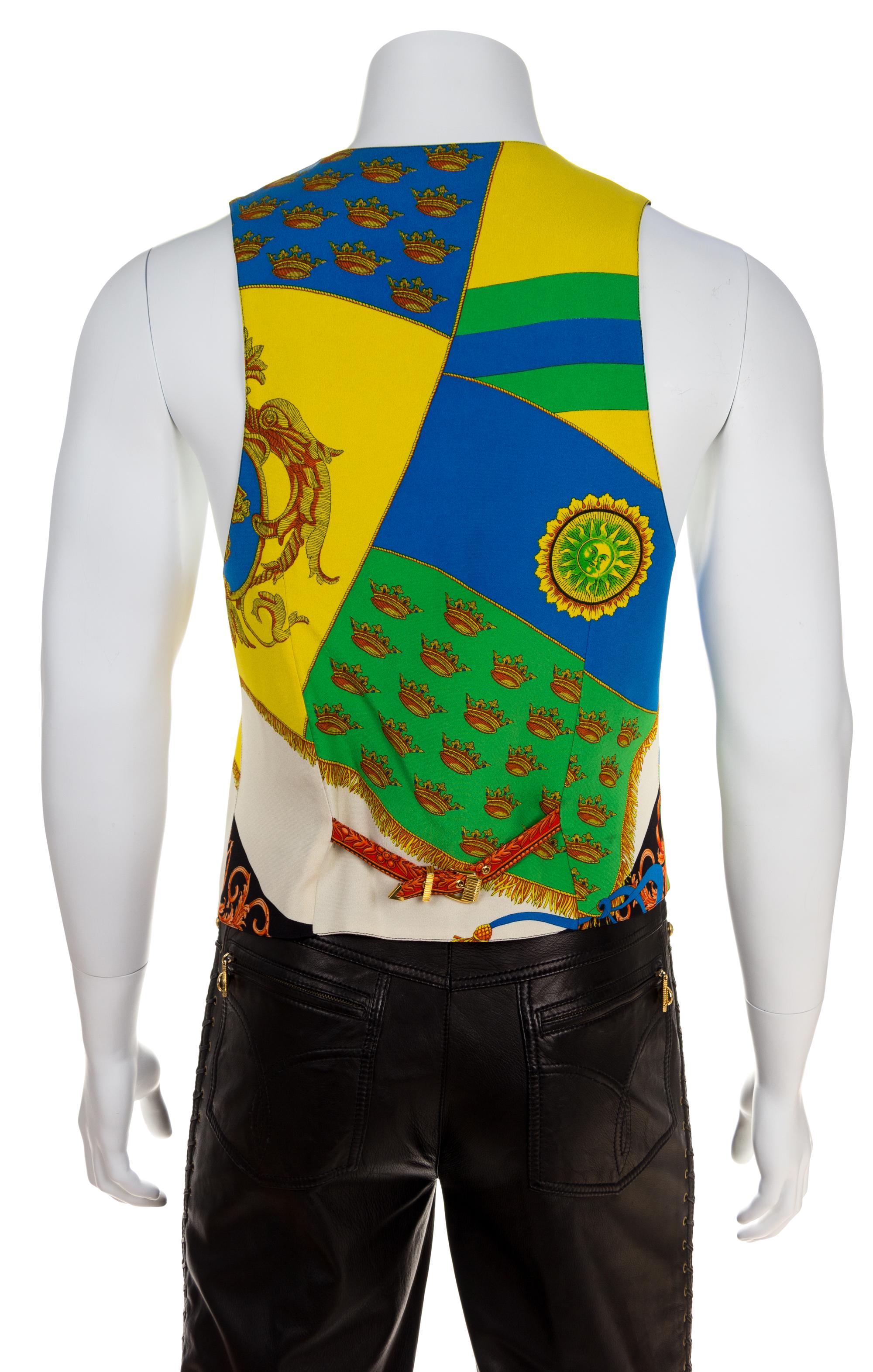 A Gianni Versace Silk Vest, Size 48.